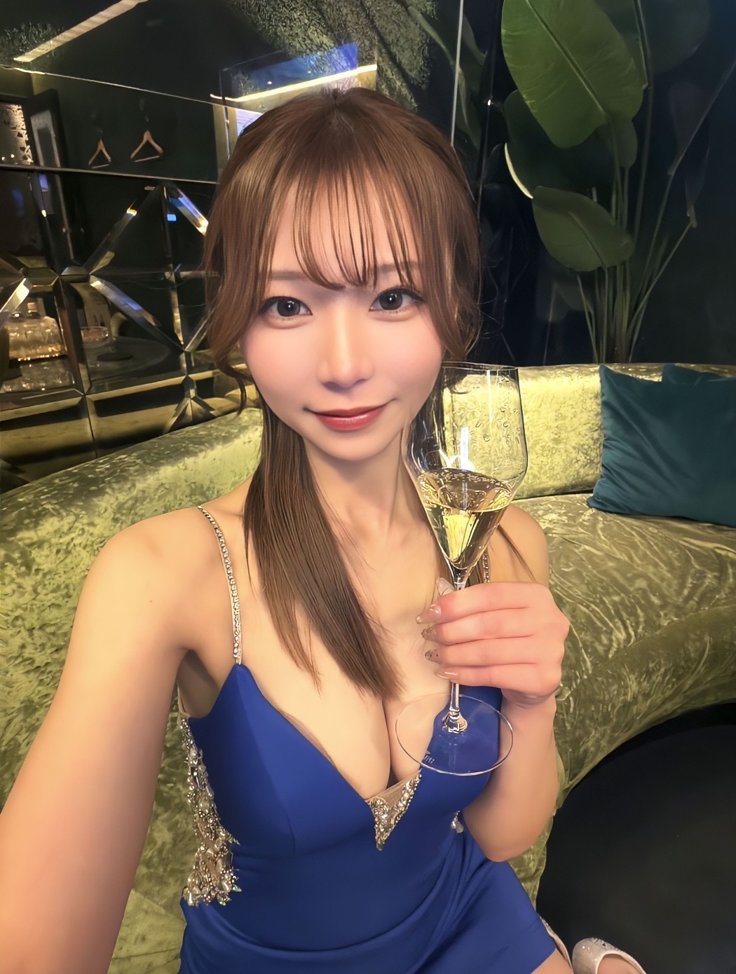 みあ