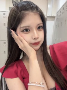 つき