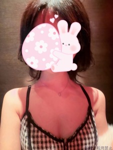 藤桃くるみ
