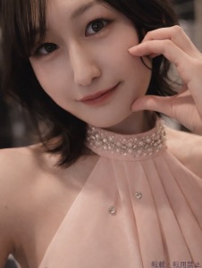 皐月あまね