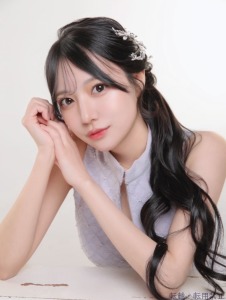 ももな