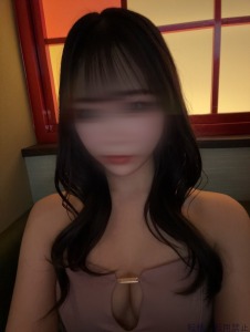 本郷あやな