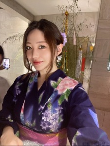 みな
