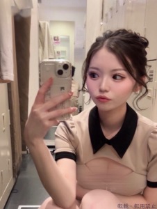 白咲りの