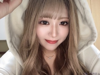 白咲 あかり