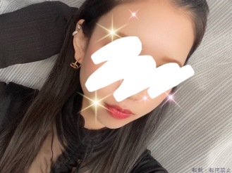 峰岸 ゆあ
