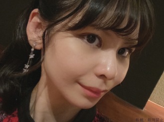 桃沢 ひな