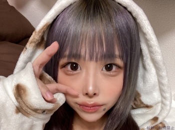 春名ましろ