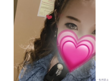林ゆりな