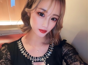 宮本あこ