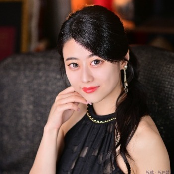 美人茶屋 広島のキャバ嬢グラビア