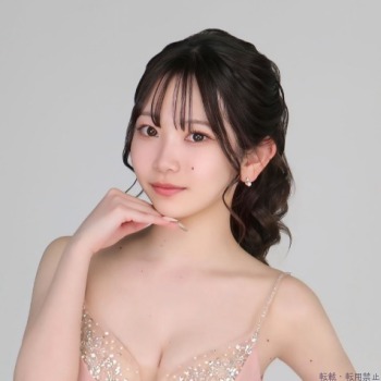 ベロア 十三のキャバ嬢グラビア