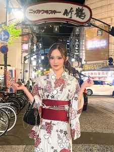 華瀬 りいさ