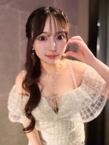  なな