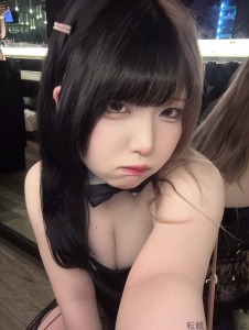  なな