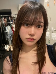 南 あや