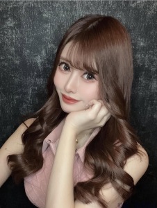 綾奈 みれい