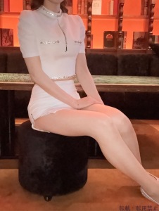 白咲 ゆあ