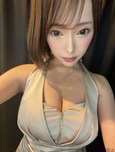 伊月 あかね