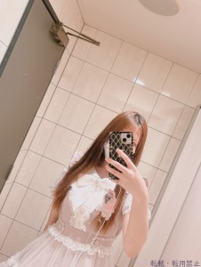 白桃 みる