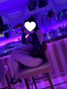 でびる にいな