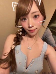 白咲 ゆき