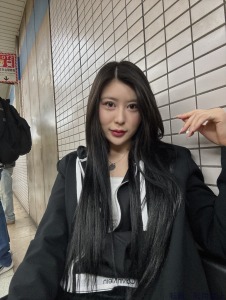  まりな