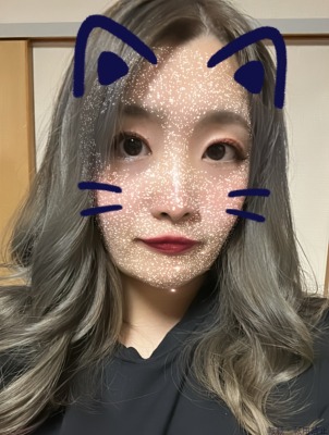 東條まなか