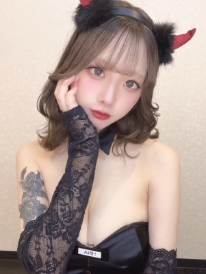 でびるひな
