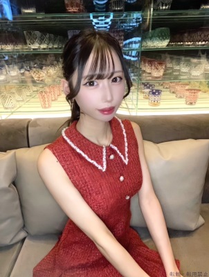 愛沢くるみ