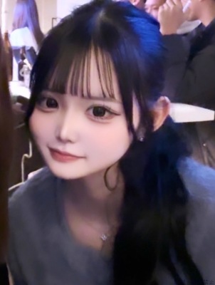 美月みりあ