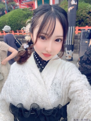 愛華まゆ