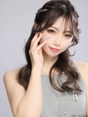 明星りりな
