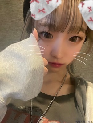栗花落まゆ