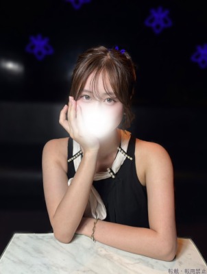 白咲あいな