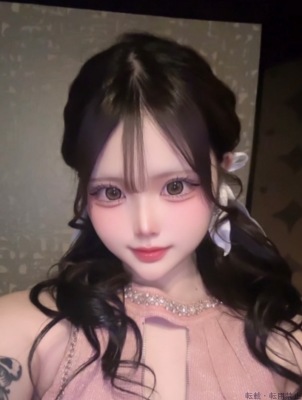 美月みりあ