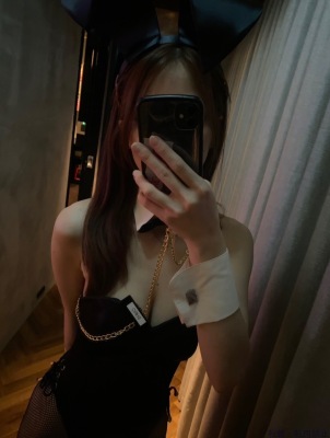しろ