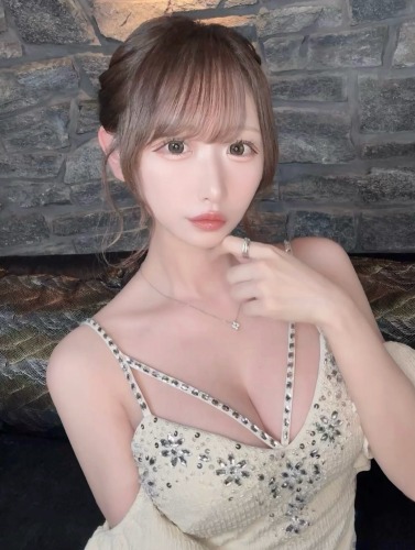 紗倉ゆの