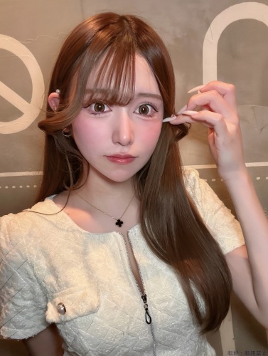あいな