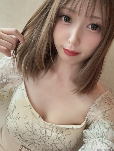 羽咲あやか
