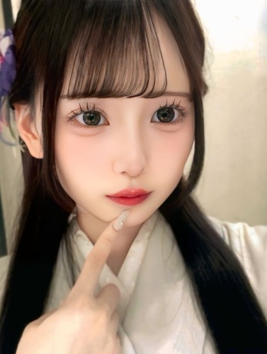 小川ななこ