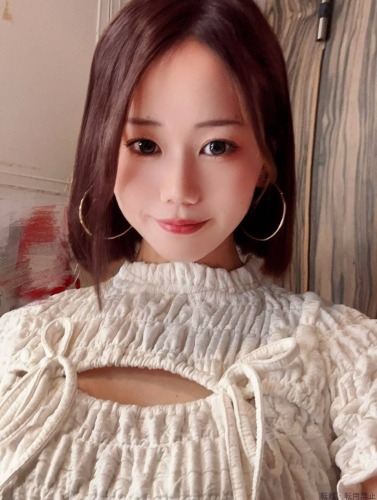 結乃あやな