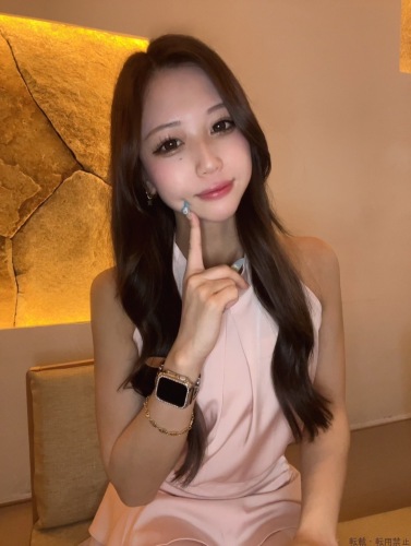 如月もえ