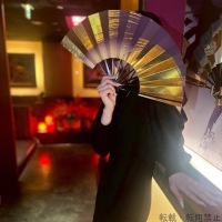 みな