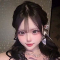 美月みりあ