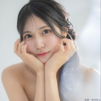 ももな