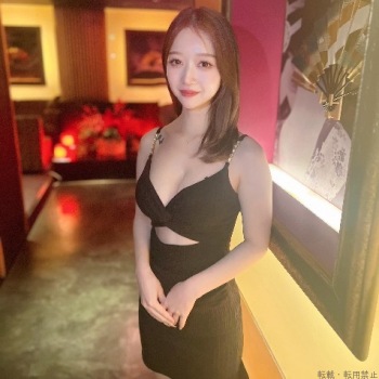 白雪りさ