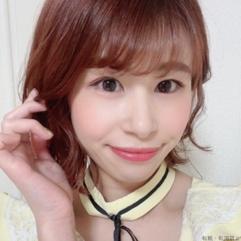 椿みな
