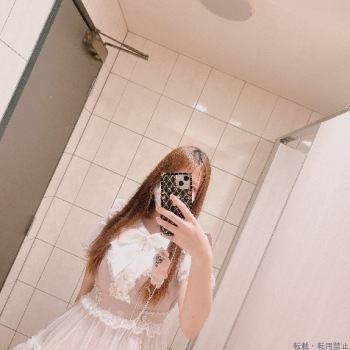 白桃みる