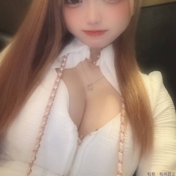 藤城あみ